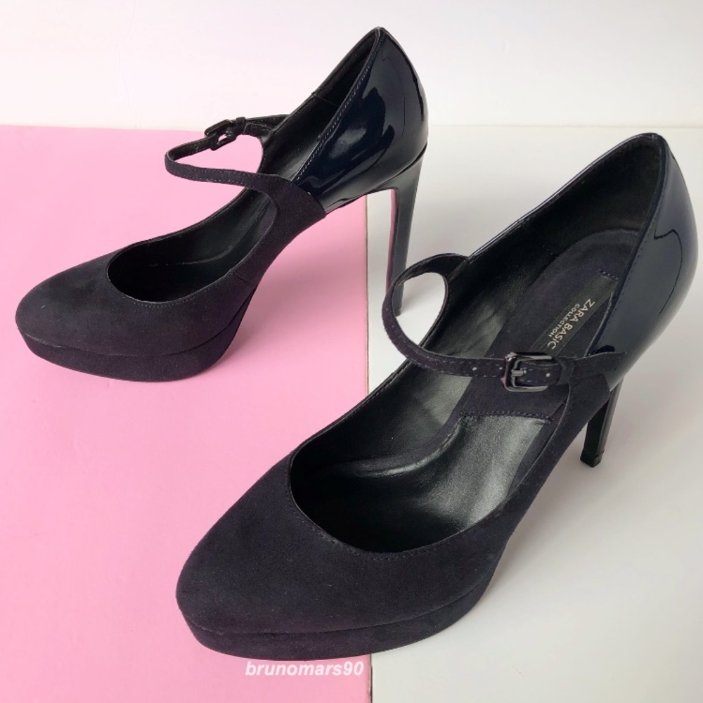 •HP• Zara Navy Stiletto Heels - Picture 4 of 10